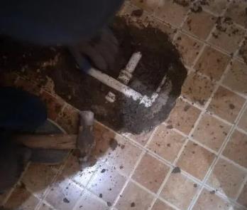 驻马店市卫生间漏水维修公司为您分享下卫生间渗水如何处理及注意事项